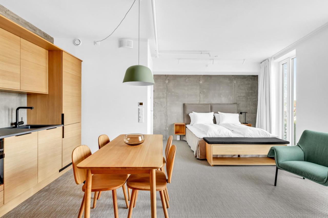Aparthotel Lux *