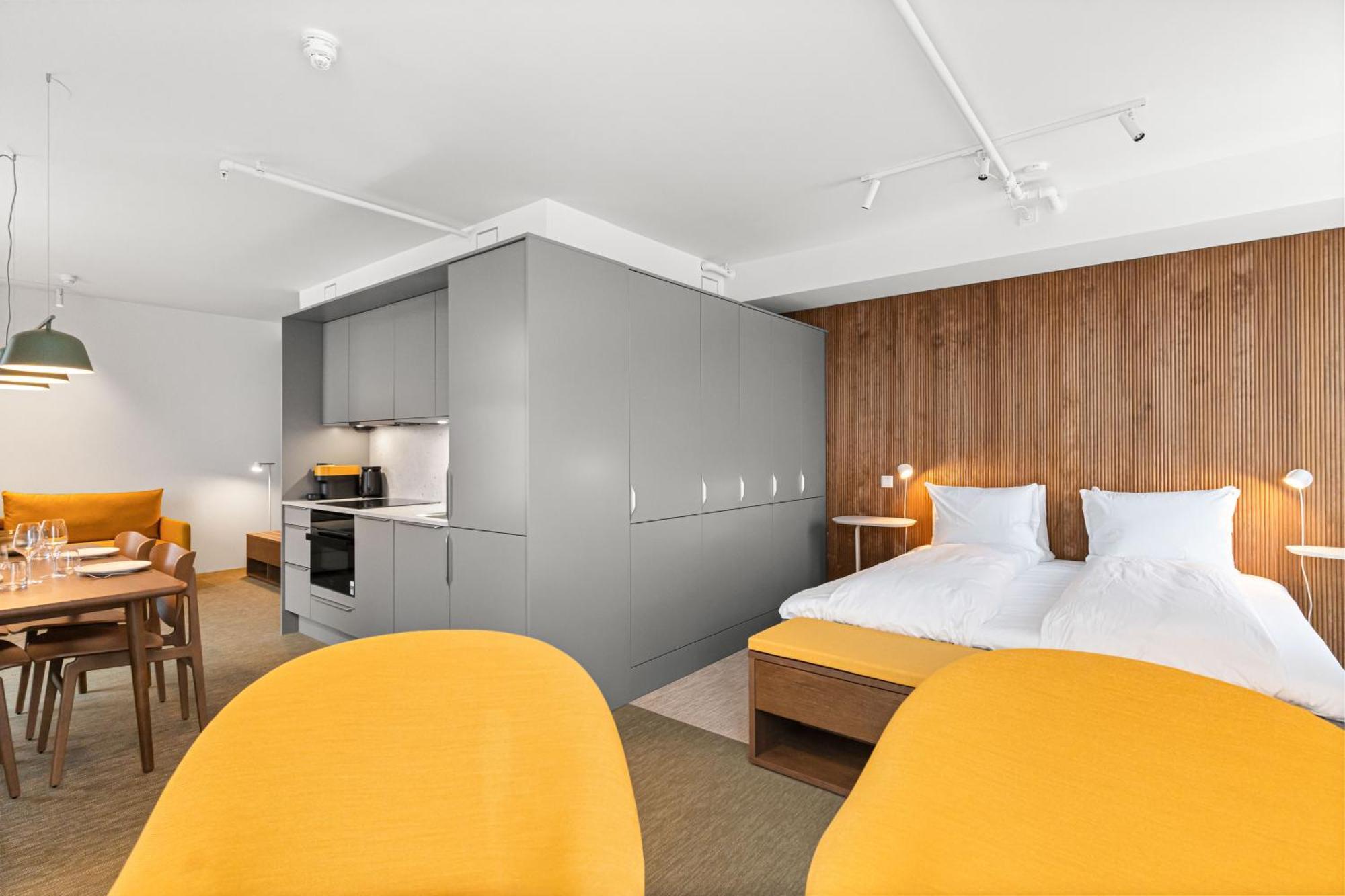Lux Aparthotel