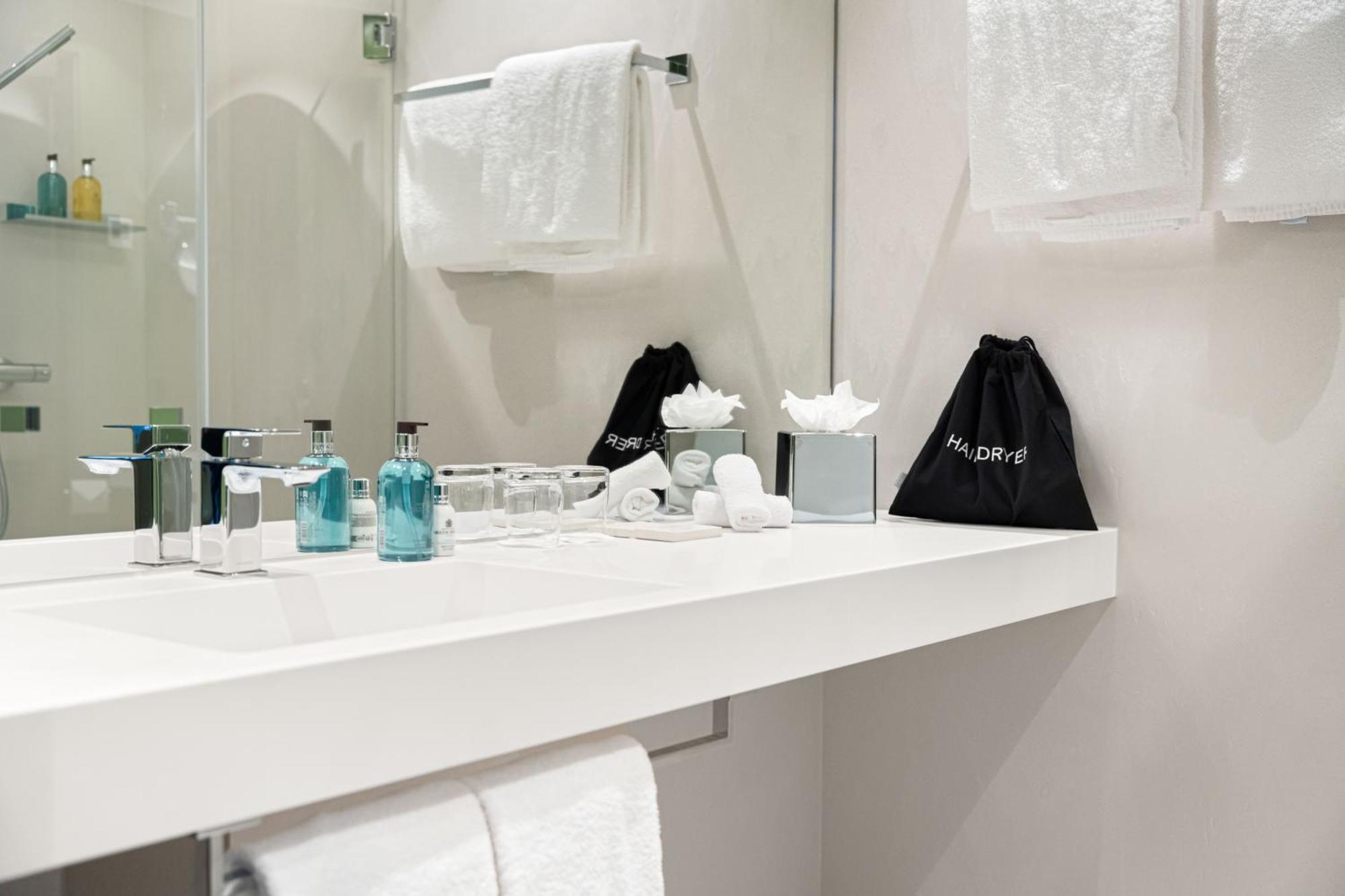 Lux Aparthotel