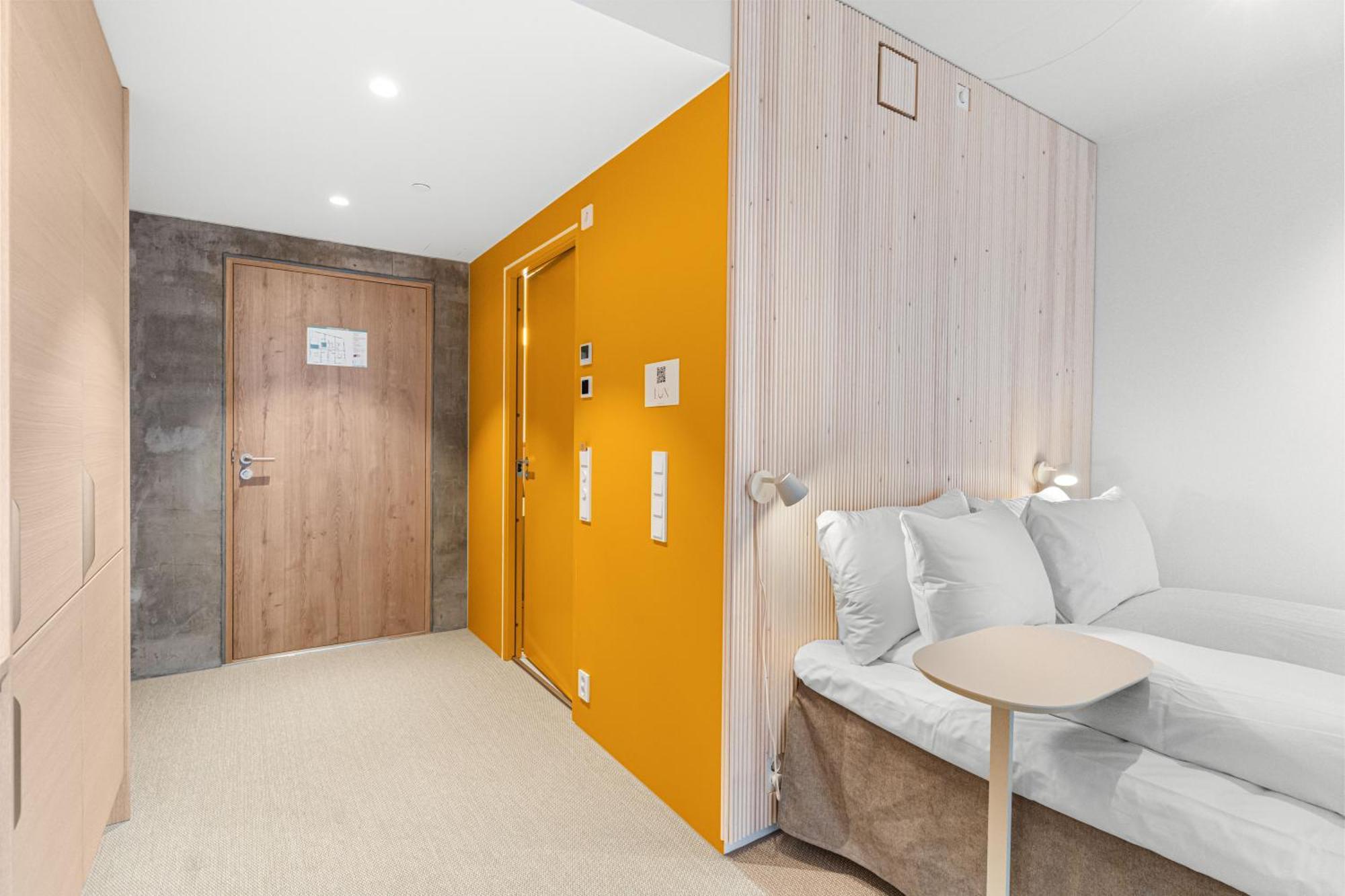 Lux Aparthotel *
